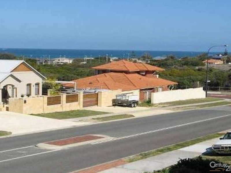 28 Seaham Way, Mindarie WA 6030