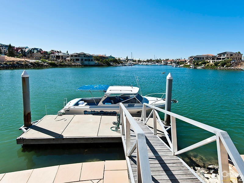 1 KEYS CLOSE, Mindarie WA 6030