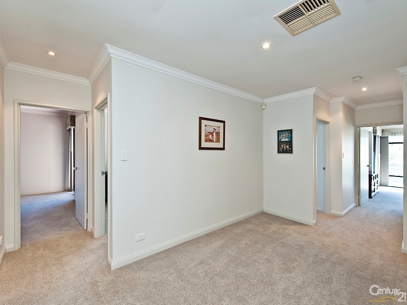 1 KEYS CLOSE, Mindarie WA 6030