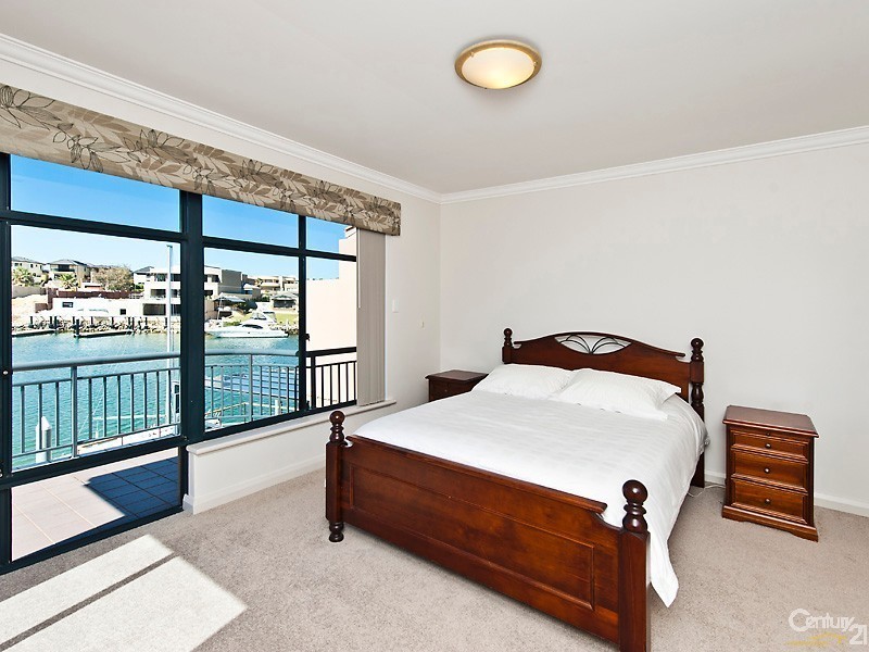 1 KEYS CLOSE, Mindarie WA 6030
