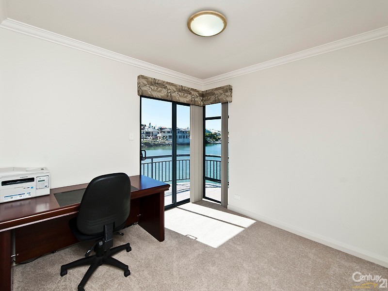 1 KEYS CLOSE, Mindarie WA 6030