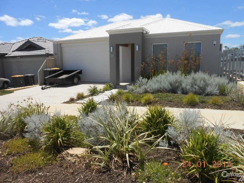 11 Windlass Way, Alkimos WA 6038