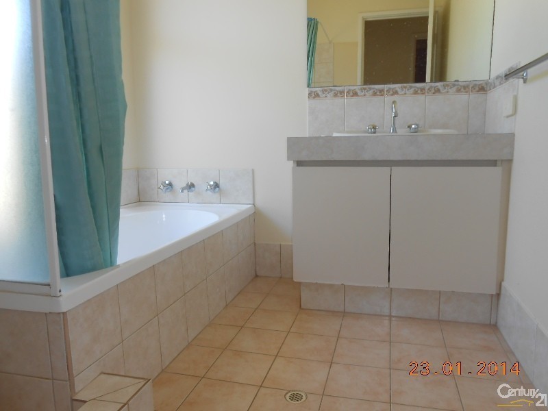 11 Nambucca Road, Merriwa WA 6030