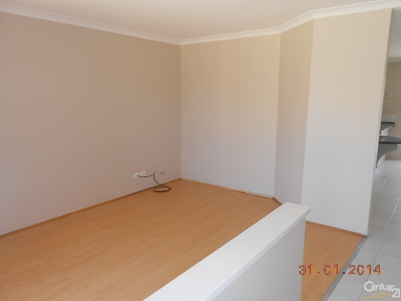 35 Hyland Crescent, Clarkson WA 6030