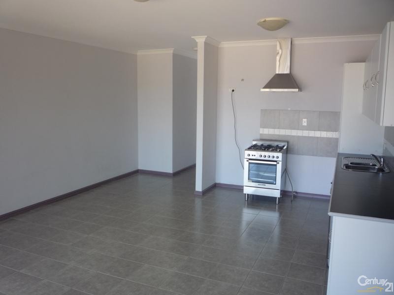 u I / 6 BOUVARD WALK, Clarkson WA 6030