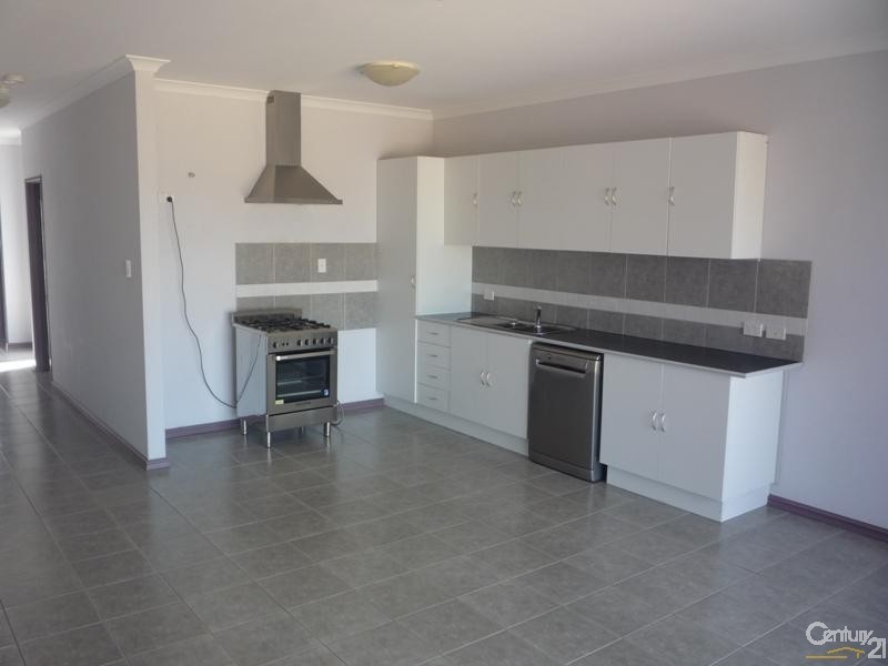 u I / 6 BOUVARD WALK, Clarkson WA 6030