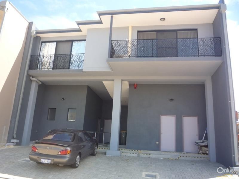 u I / 6 BOUVARD WALK, Clarkson WA 6030