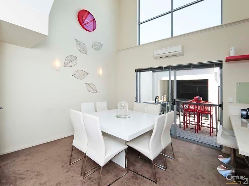 39 Gaudi Way, Clarkson WA 6030