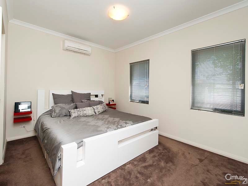 39 Gaudi Way, Clarkson WA 6030