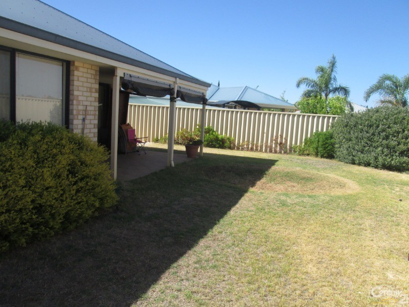 39 Cape Meares Crescent, Butler WA 6036
