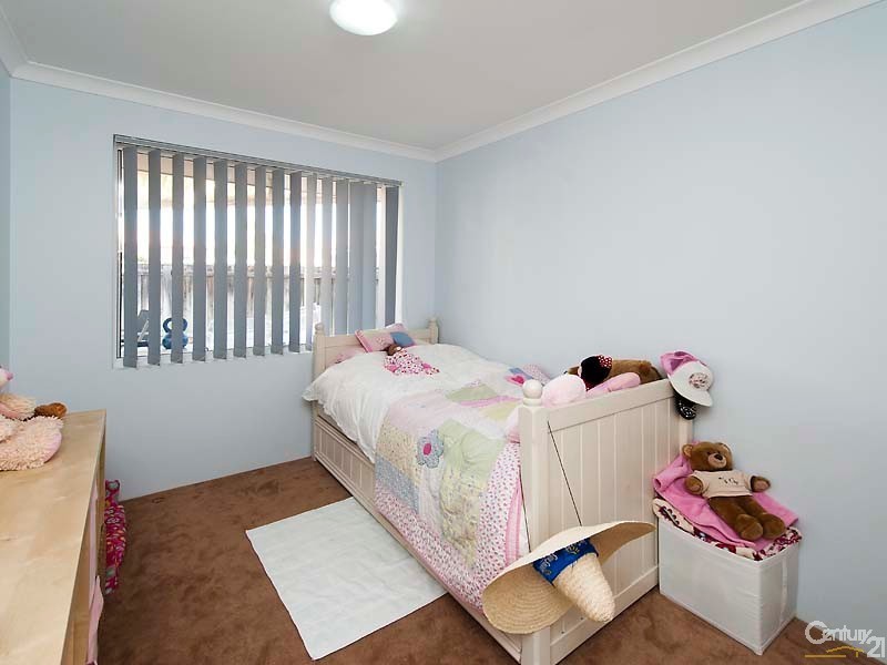2 Tallinn Loop, Mindarie WA 6030