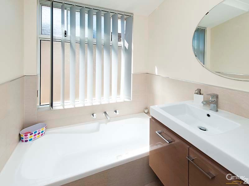 2 Tallinn Loop, Mindarie WA 6030