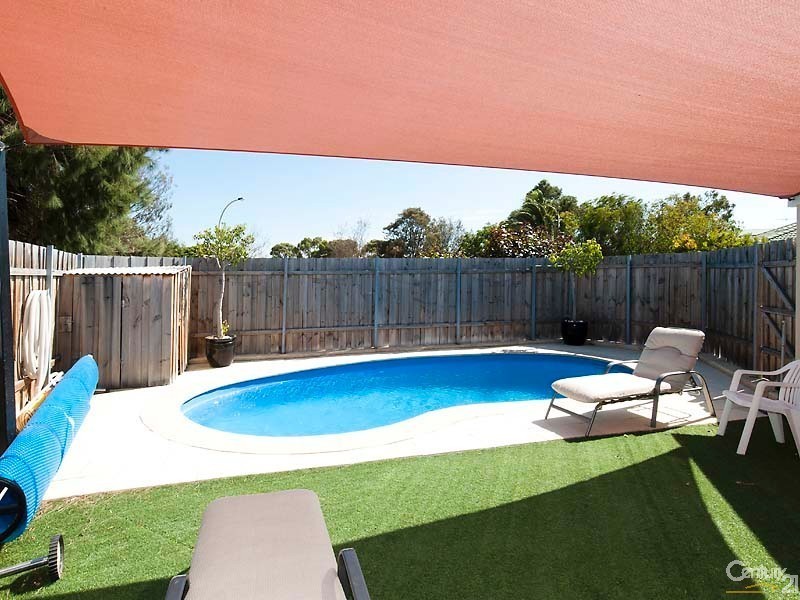 2 Tallinn Loop, Mindarie WA 6030