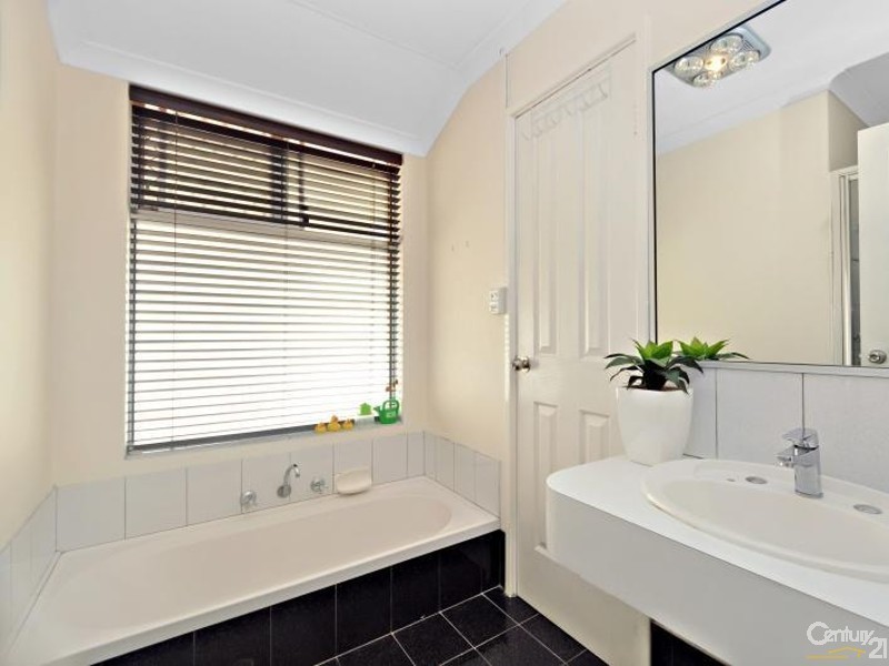 3 Tathra Way, Clarkson WA 6030