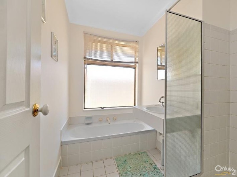 34 Serpentine Gardens, Clarkson WA 6030