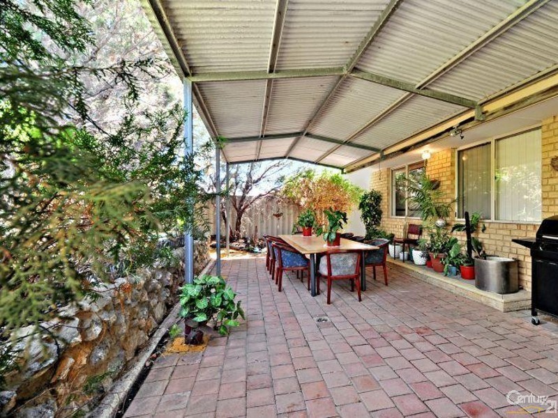 34 Serpentine Gardens, Clarkson WA 6030