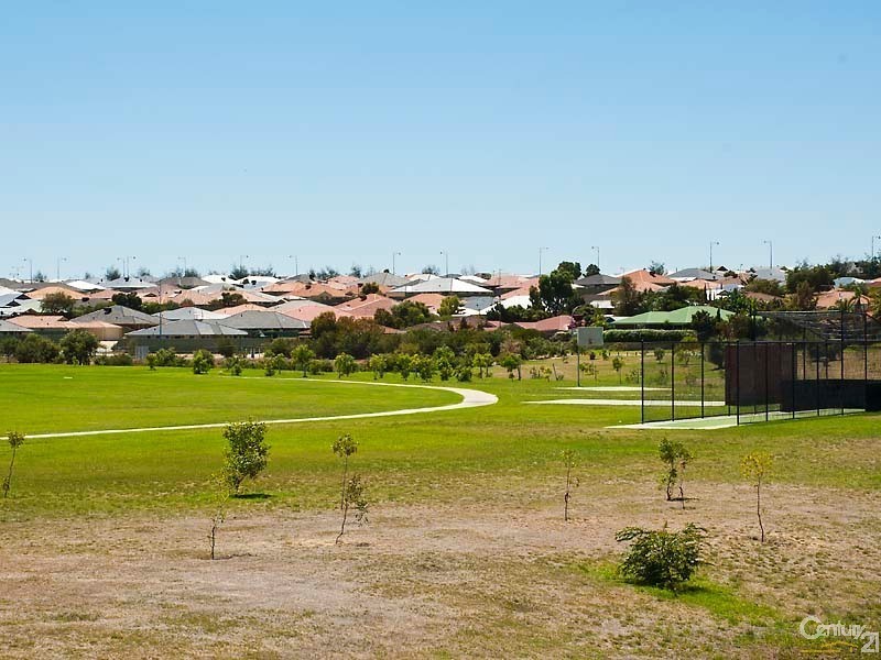 1 Dalvik Avenue, Merriwa WA 6030