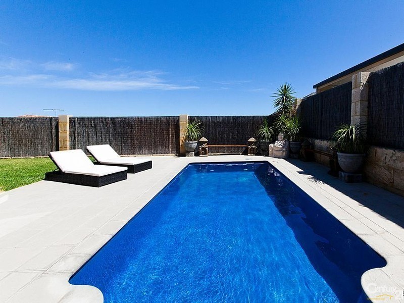 31 Halifax Boulevard, Mindarie WA 6030