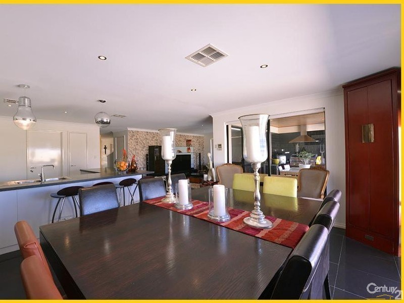 35 Lautoka Rise, Mindarie WA 6030