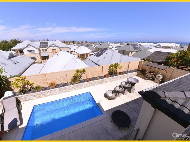35 Lautoka Rise, Mindarie WA 6030