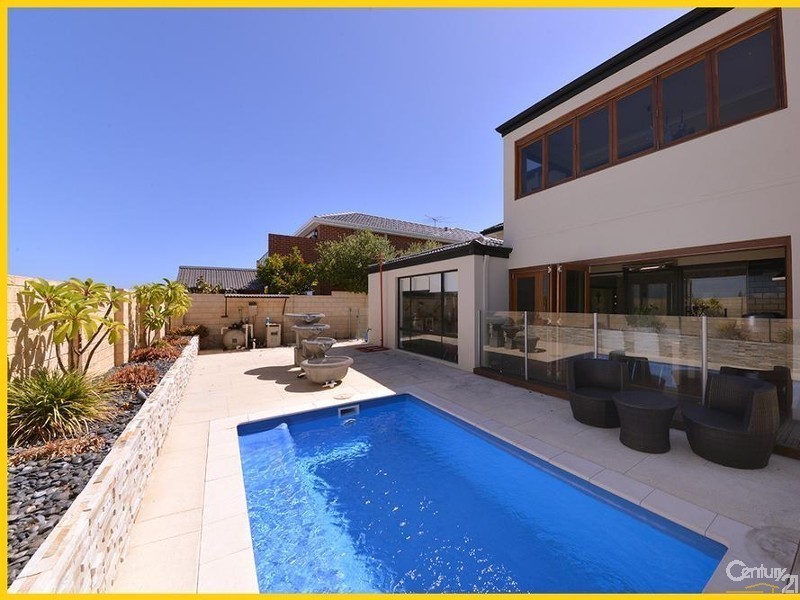 35 Lautoka Rise, Mindarie WA 6030