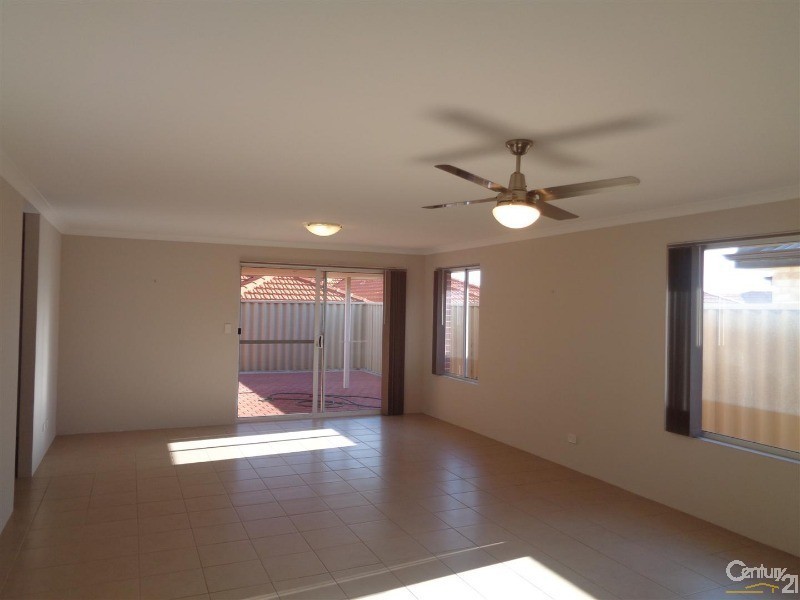 39 Portaferry Gardens, Ridgewood WA 6030