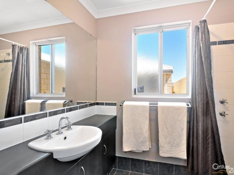 19  Lower Keys Drive, Clarkson WA 6030