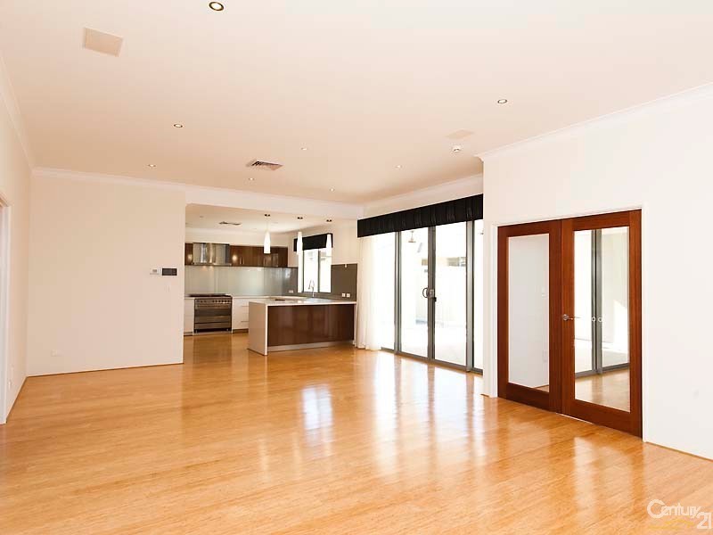 20  Quarram Crescent, Burns Beach WA 6028