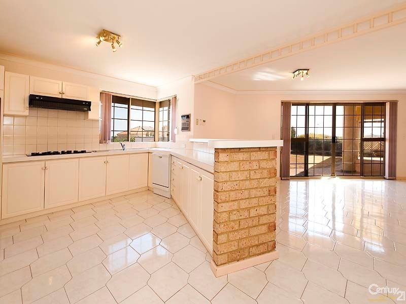 138 Southern Cross Circle, Ocean Reef WA 6027