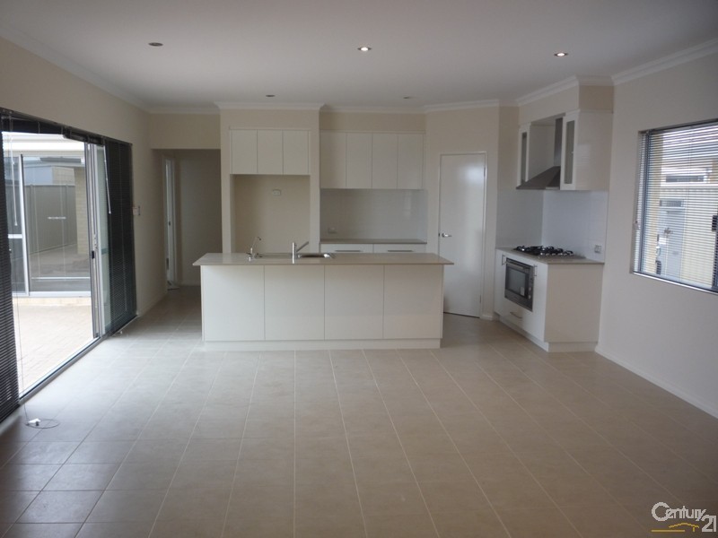 16  Bluewater Drive, Alkimos WA 6038