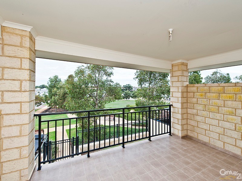 9 Myall Fairway, Clarkson WA 6030