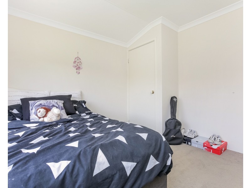 8 Warnford Street, Butler WA 6036