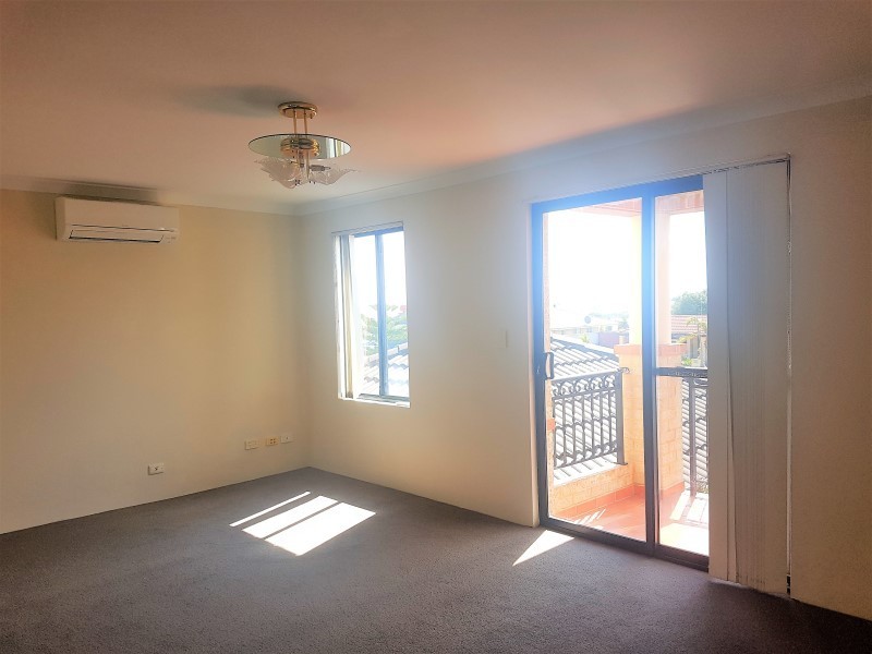 107 Santa Barbara Parade, Quinns Rocks WA 6030