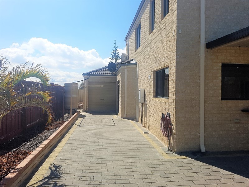 107 Santa Barbara Parade, Quinns Rocks WA 6030