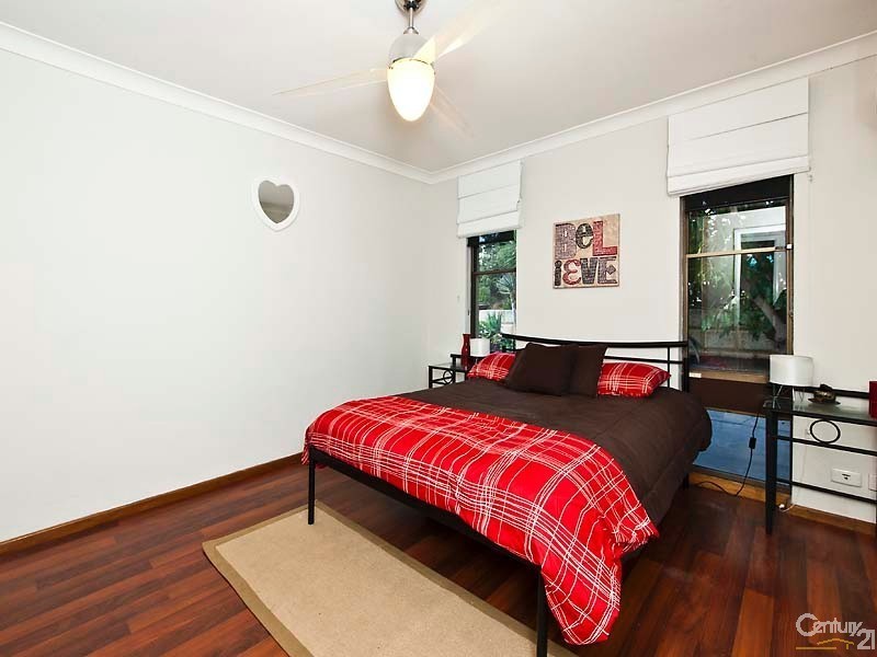 71 Wonambi Way, Wanneroo WA 6065