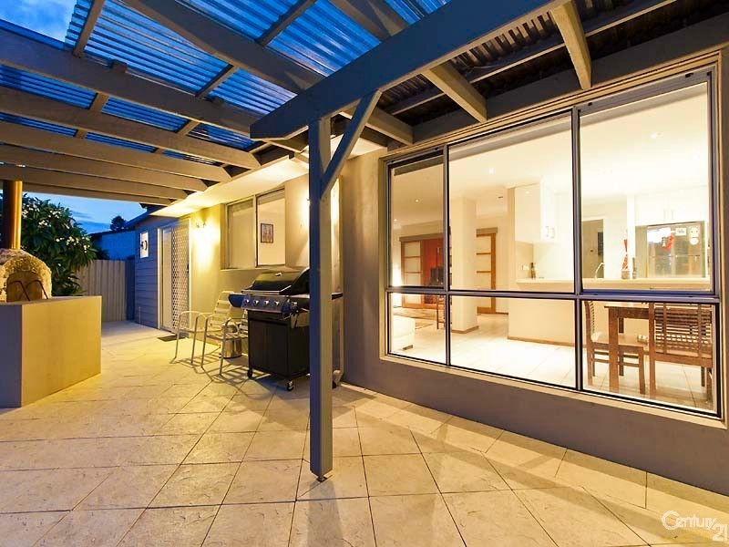 71 Wonambi Way, Wanneroo WA 6065