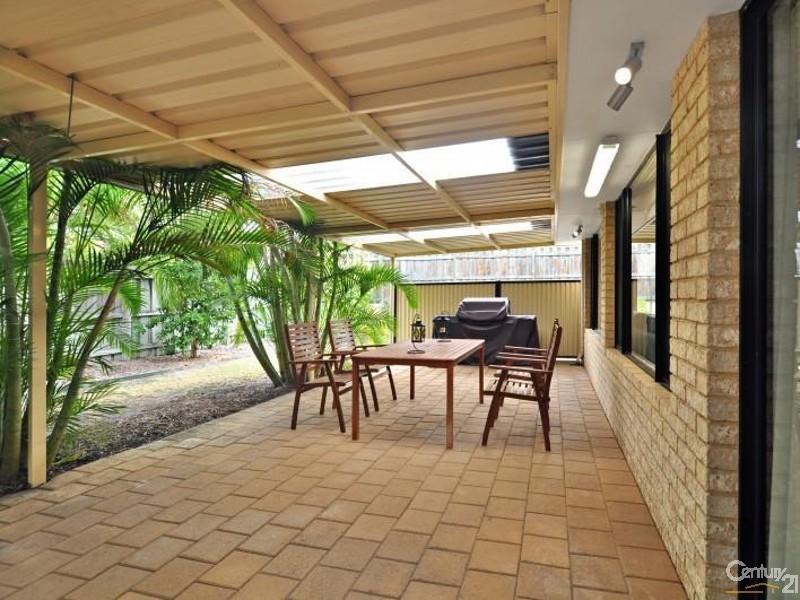 23 Southmead Drive, Landsdale WA 6065