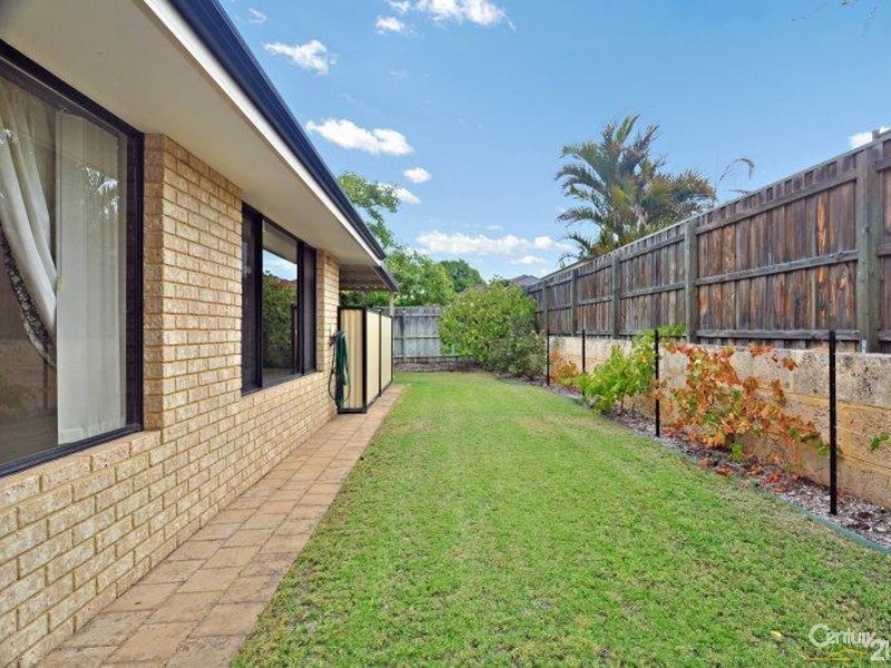 23 Southmead Drive, Landsdale WA 6065