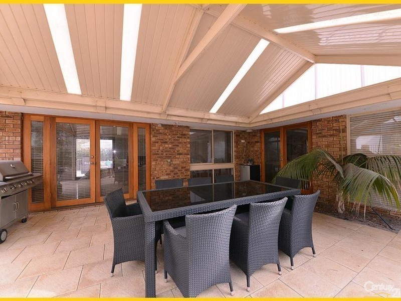 15 Dennis Street, Quinns Rocks WA 6030