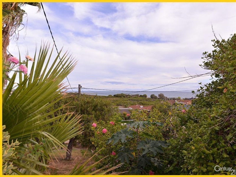 15 Dennis Street, Quinns Rocks WA 6030