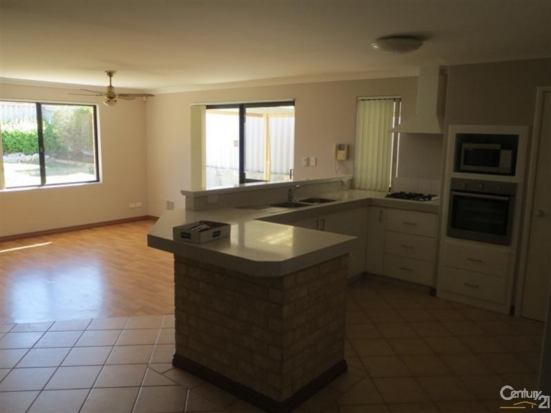 33 Southsea Road, Quinns Rocks WA 6030