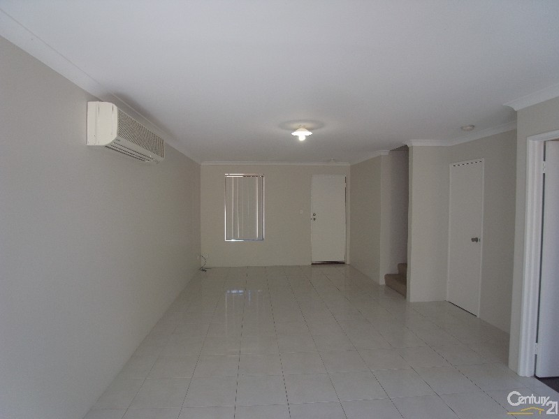 3/37 Stradbroke Gardens, Ridgewood WA 6030