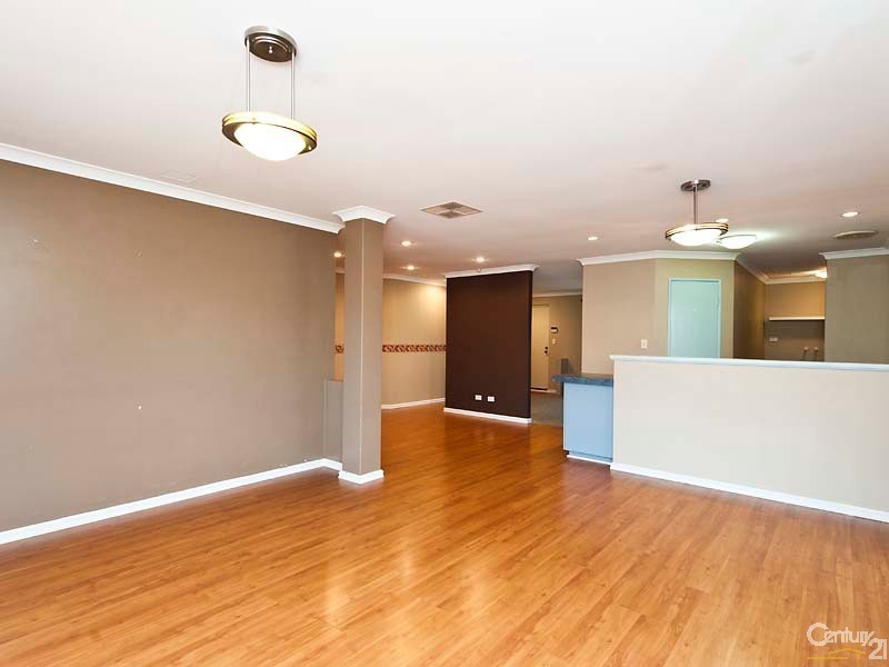 21 Namoi Turn, Merriwa WA 6030