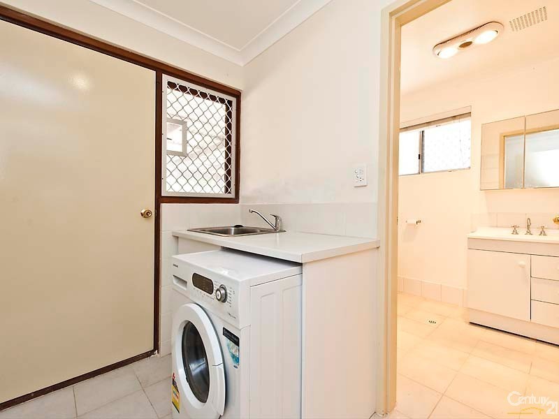 65B Poseidon Road, Heathridge WA 6027