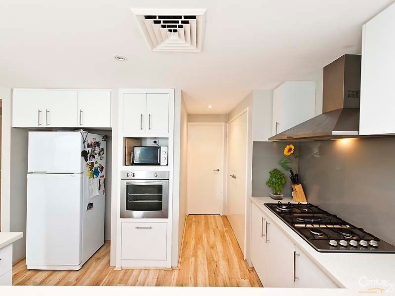 63 Seaside Ave, Yanchep WA 6035