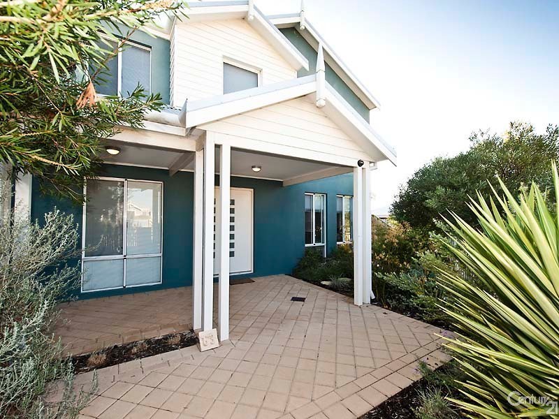 63 Seaside Ave, Yanchep WA 6035
