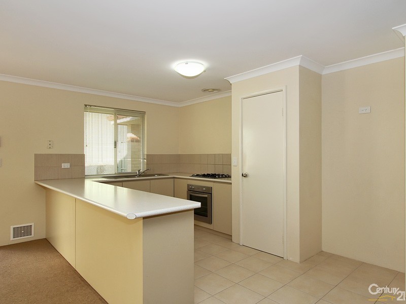 8 Grand Paradiso Parade, Merriwa WA 6030