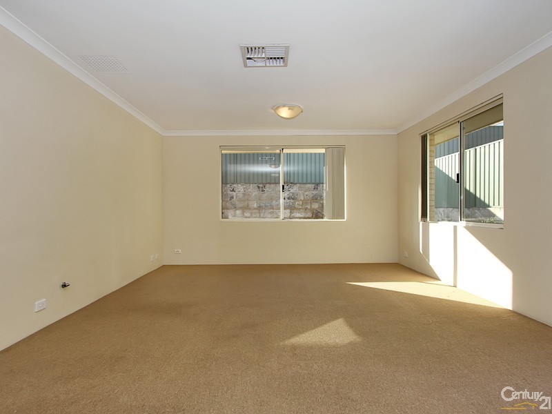 8 Grand Paradiso Parade, Merriwa WA 6030