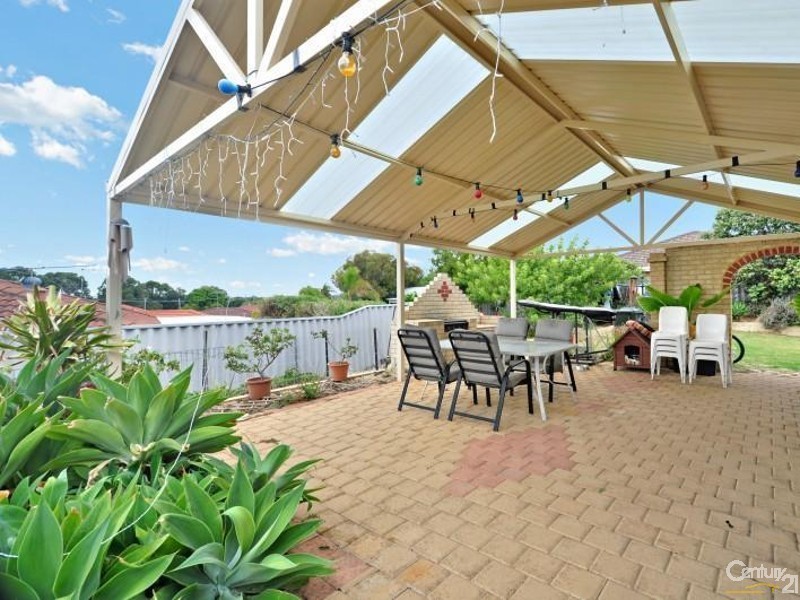 59 Littleham Loop, Quinns Rocks WA 6030