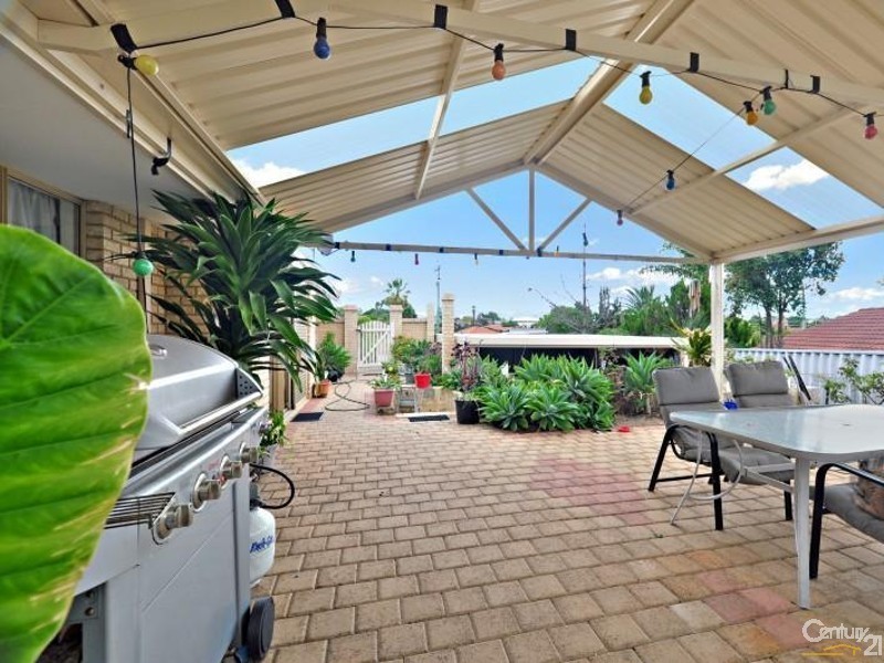 59 Littleham Loop, Quinns Rocks WA 6030